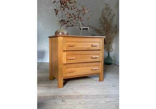Vintage Solid Oak Chest Of Drawers