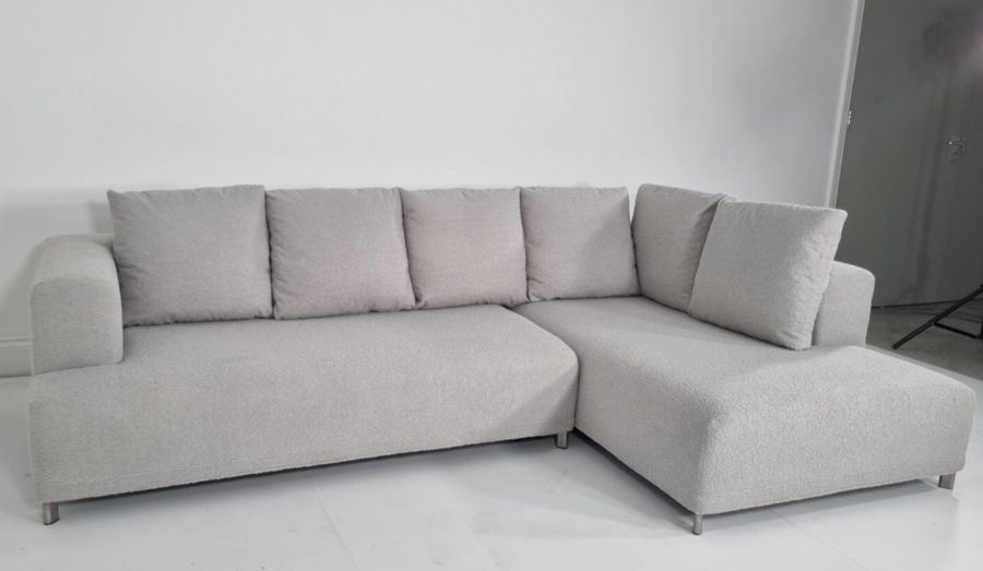 Ligne Roset Opium L Shape In Luxuriously Soft Boucle Fabric In Ex. Con.