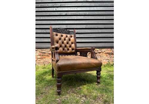 Victorian Carved Walnut & Leather Library Chair Button Back Fireside Armchair