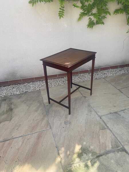 Antique Edwardian Hall Table / End Table / Side Table / Lamp Table / Plant Stand
