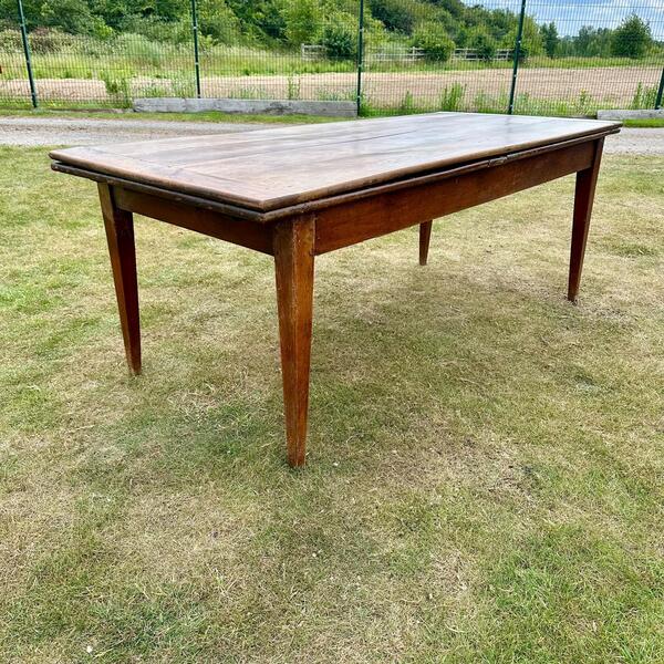 Table   Victorian Extending Fruitwood Table Seats 12