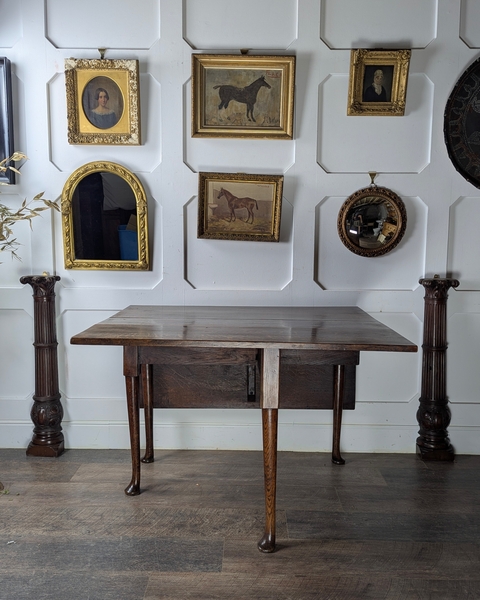 George III Oak Drop Leaf Table – Pad Feet