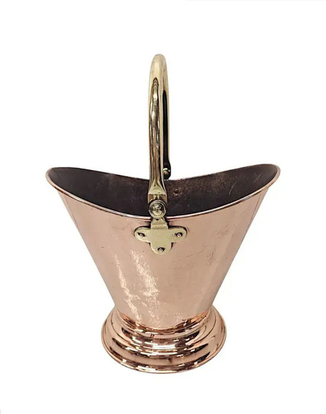 A Gorgeous 19th Century Copper Coal Bucket With Brass Handle
