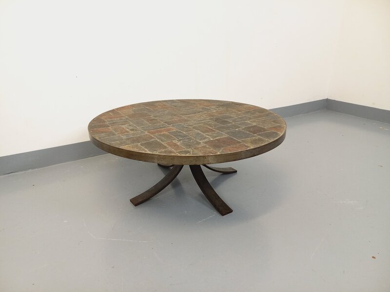 Brutalist Round Coffee Table In Metal And Slate