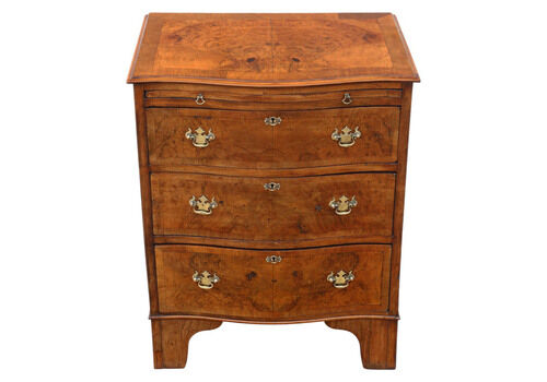 Antique C.1920 Georgian Revival Burr Walnut Serpentine Chest Of Drawers – Fine Quality With Brushing Slide