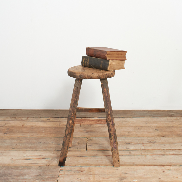 Antique Rustic Round Top Stool – R