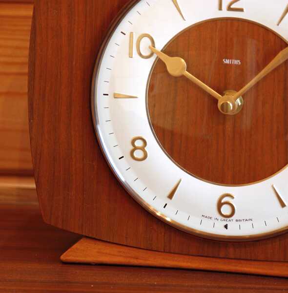 Vintage Smiths Mantel Clock 23cm Wooden Retro Mid Century Style