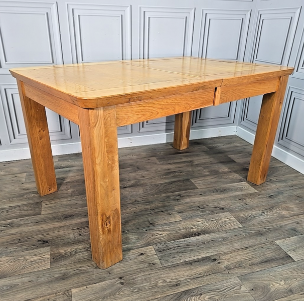 Retro Vintage Rustic Solid Oak Extending Dining Table – Chunky Modern Design