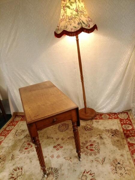 19th Century Pembroke Mahogony Table Drop Leaf