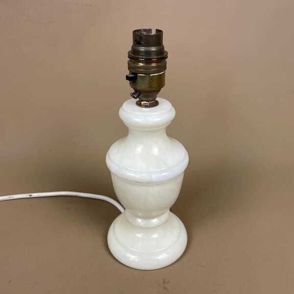 Antique Vintage Marble Stone Lamp Cream Light Table Bedside Desk Lamp Natural Patterns Ornate Round Base Onyx Brass Small