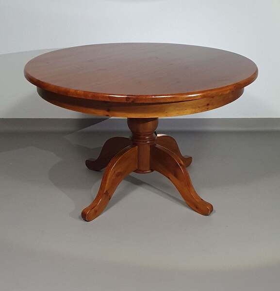70s Pine Wood Dining Table / Wood Column Leg Table In 4 Leg Design With Round Top Width 125 Cm Height 75 Cm