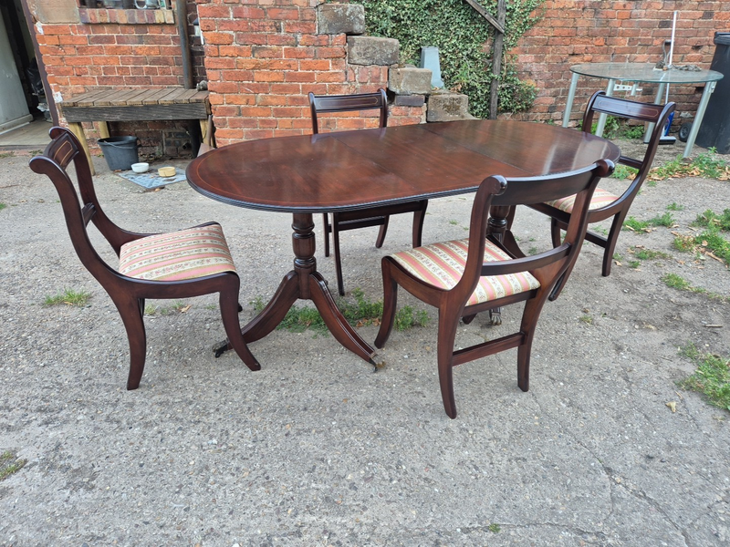 Mahogany Wooden Extending Dining Table And 4 Chairs Set