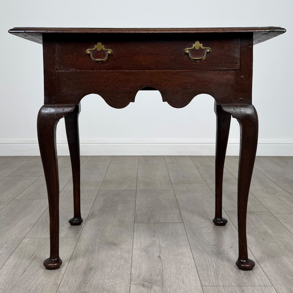 Antique 18th Century Good Quality Side Table In Oak