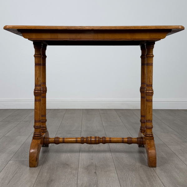 Antique 19th Century Fine Quality Side Table In Oak