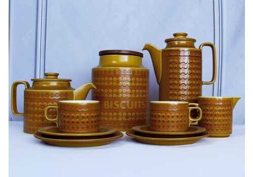 Vintage 1970s Hornsea Saffron Coffee And Tea Set Pieces. Gorgeous Caramel Amd Browns With Classic 70s Design.