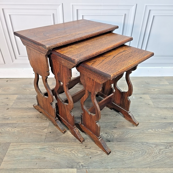Antique Vintage Solid Oak Nest Of 3 Tables – Jacobean Revival Shaped Supports