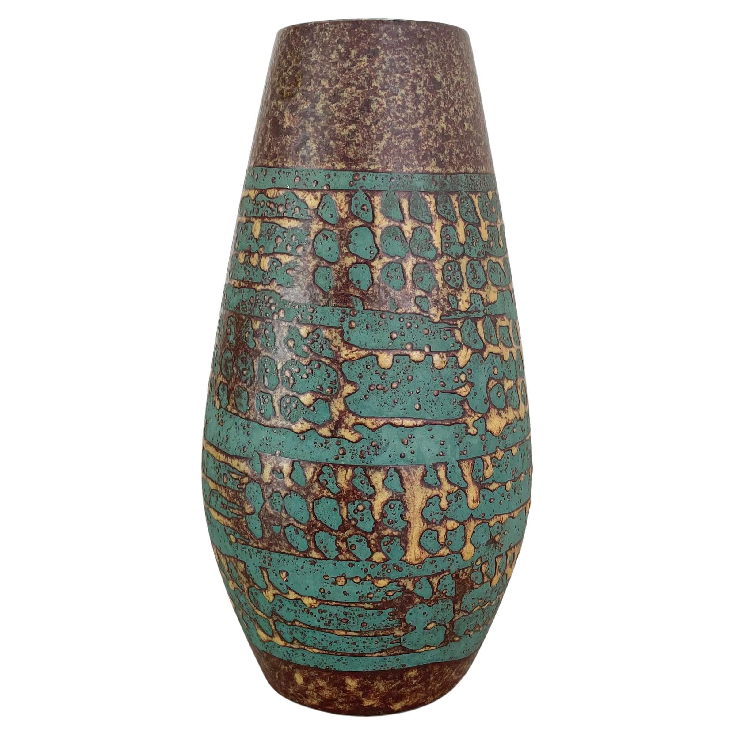 Large 25cm Ceramic Brutalist Vase Fat Lava Carstens Tönnieshof 