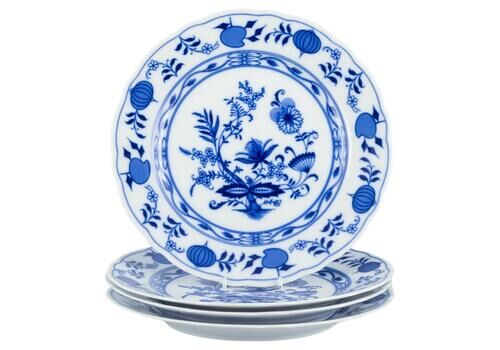 A Set Of Four Dinner Plates In Porcelain With Blue Onion Patterned Decoration.