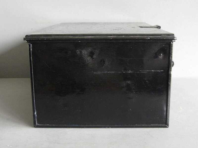 Large Lockable Metal Deed Box | Vinterior