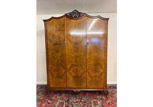 Stunning Art Deco Burr Walnut Fitted Wardrobe Circa 1930