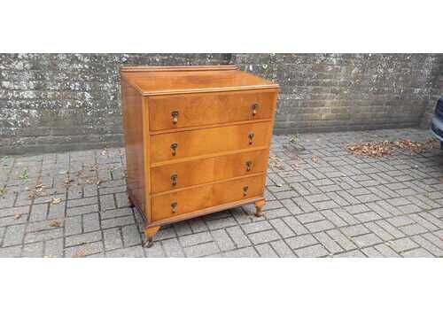 Vintage Georgian Style Burr Walnut Veneer Chest Of Drawers On Cabriole Legs 20th Century Tallboy With Serpentine Front
