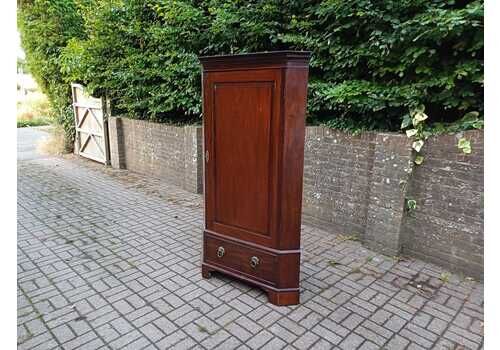 Antique Georgian Mahogany Corner Hall Or Bedroom Wardrobe Tall Hanging Cupboard Entryway Coat Storage 19th Century