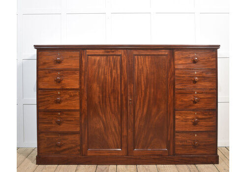 19th Century Low Linen Press, 1800s