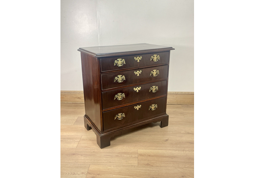 Antique Rare Small Georgian Ray Mahogany Chest Of Drawers Fully Restored
