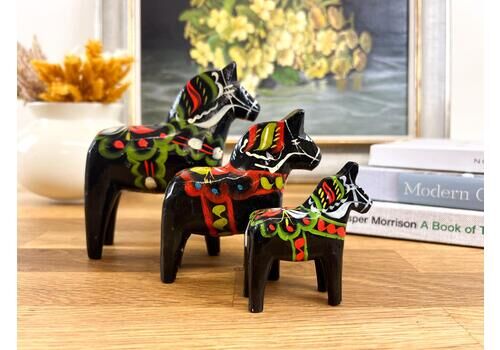 Vintage Black Dala Horse Family   Swedish Dala Horse Set Of Three   Traditional Swedish Folk Art   Made In Sweden