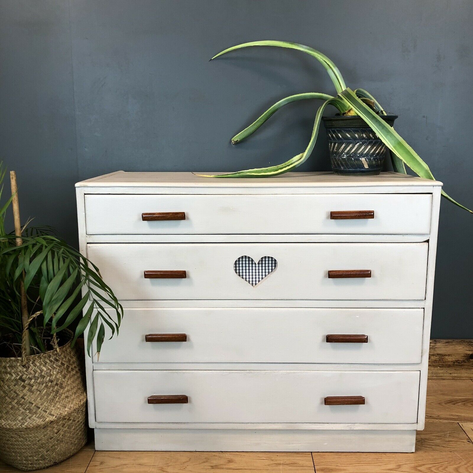 Vintage Chest Of Drawers Shabby Chic Sideboard Cabinet Painted