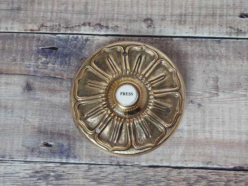 Prrss Bell Button Large Polished Brass Doorbell Press Button: 13.1 Cm Diameter | Vinterior