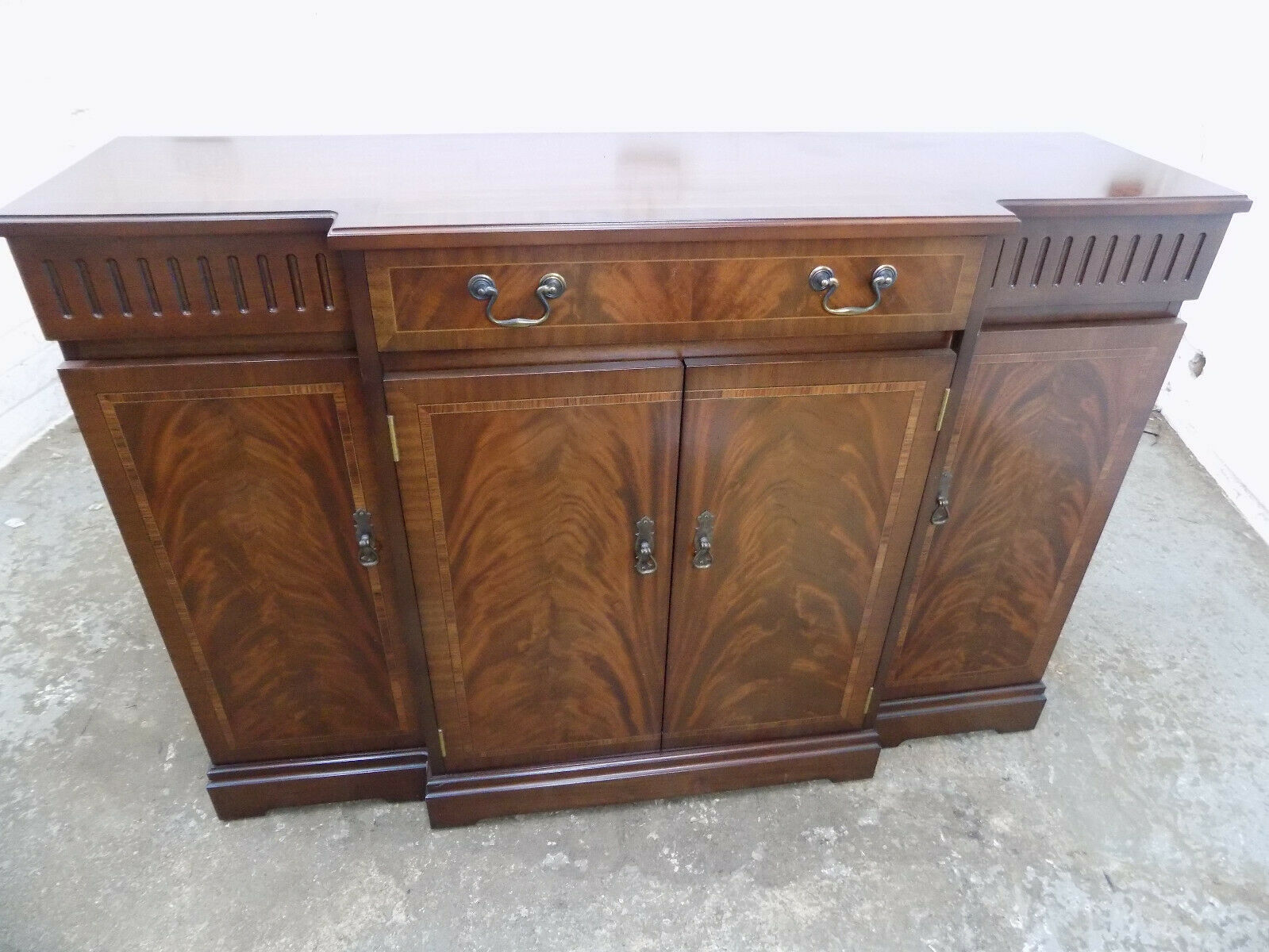 Repro Regency Small Break Front Gany 4 Door Sideboard Drawers 12