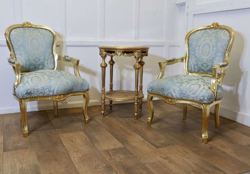 A Superb Pair Of French 19th Century Gilt Salon Chairs | Vinterior
