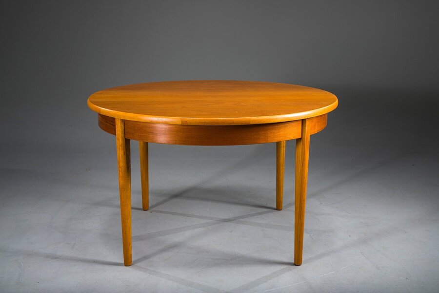 Round Teak Veneered Extendable Dining Table From G Plan, 1960s | G