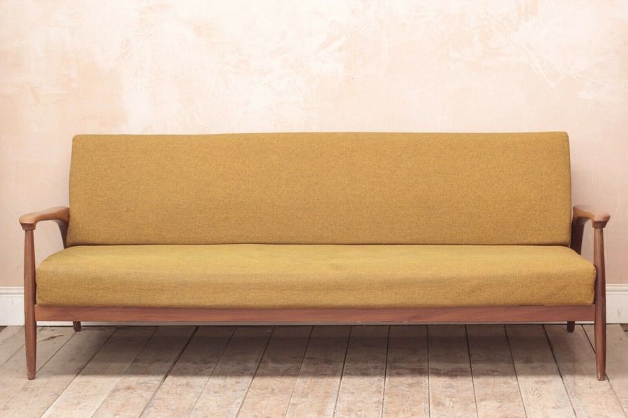Large Vintage Retro Mid Century Modern Teak Daybed Sofa Large Vintage Retro Mid Century Modern Teak Daybed Sofa