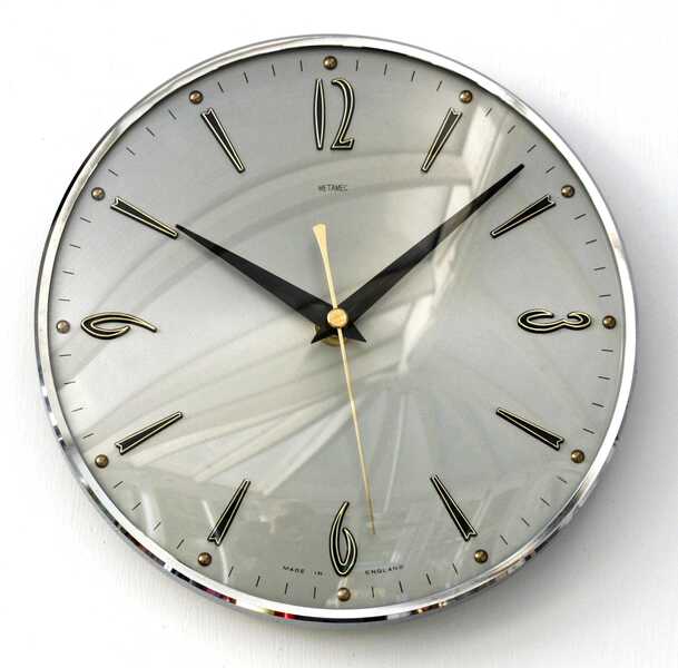 Metamec Wall Clock Vintage 20cm Retro Atomic Era Mid Century Style ...
