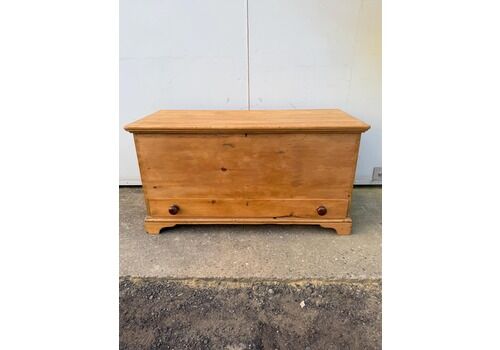 Box   Victorian Mule Chest, Blanket Box, Coffee Table, Storage
