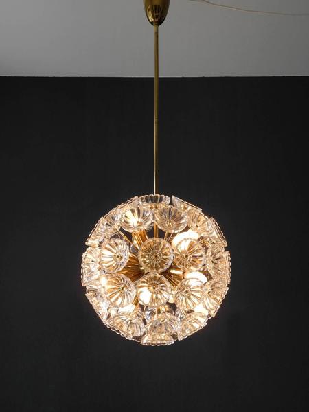 Glass Flower Pop Chandelier Glass Flower Pop Chandelier