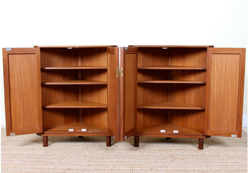 Mid Century Corner Cabinet 50s 60s Mid Century Style Corner Cabinet Vinterior