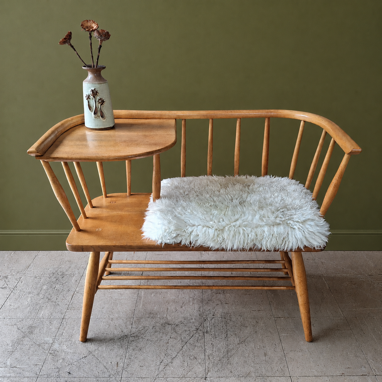 Chippy Telephone Seats For Sale | Vinterior
