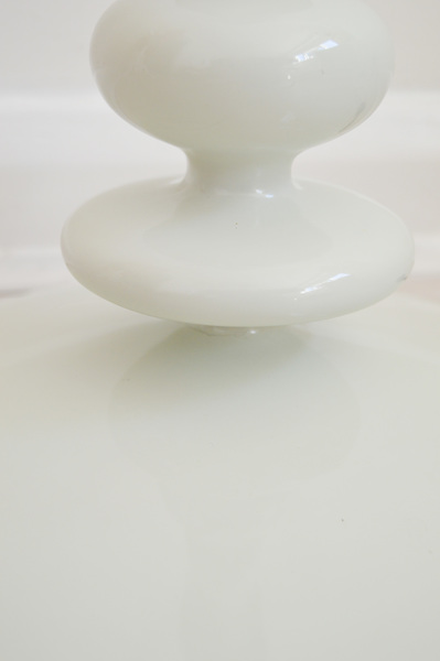 Retro Large Spindle Lamp Base White Retro Large Spindle Lamp Base White