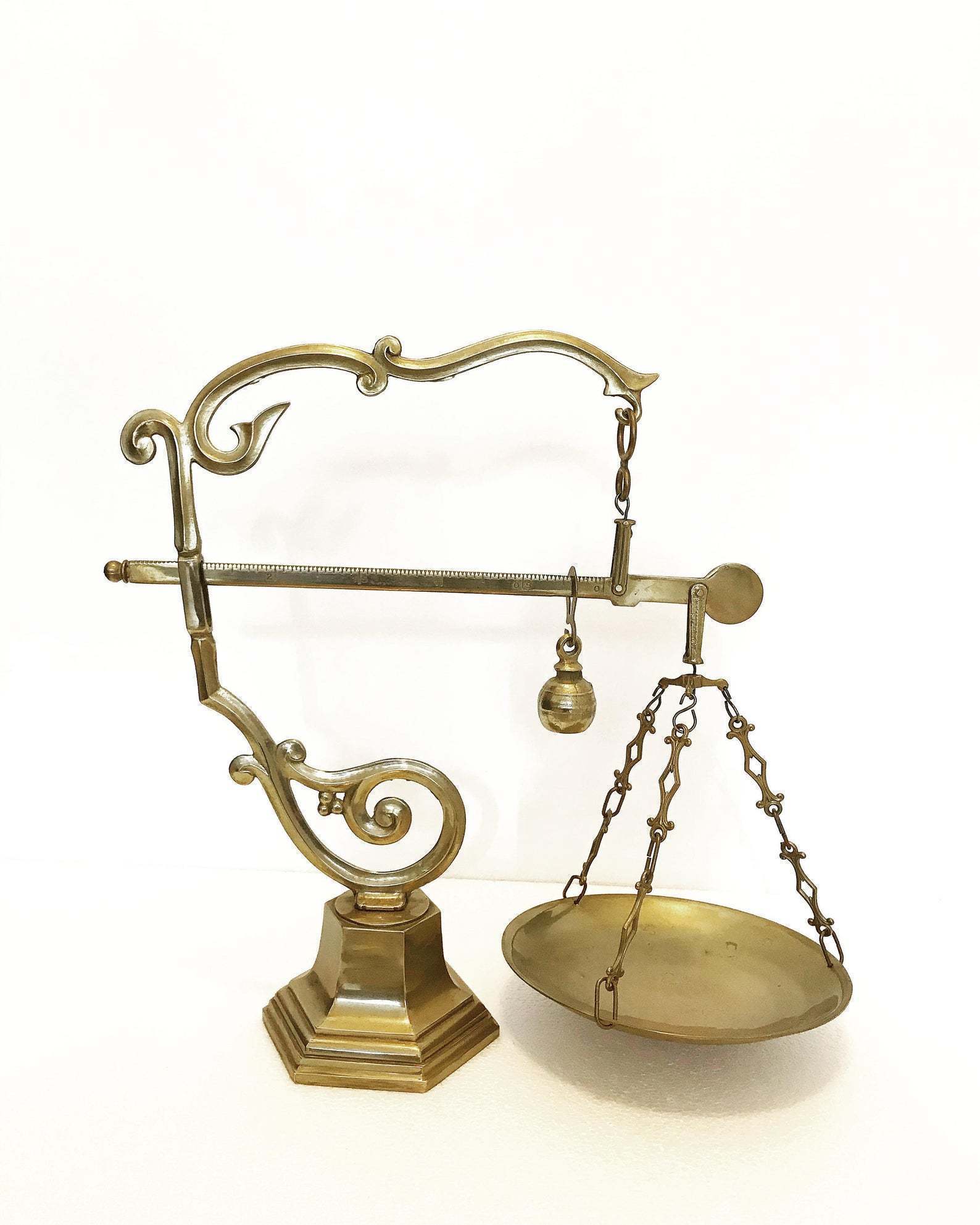 Vintage Italian Balance Scale Brass Mdcv Vinterior