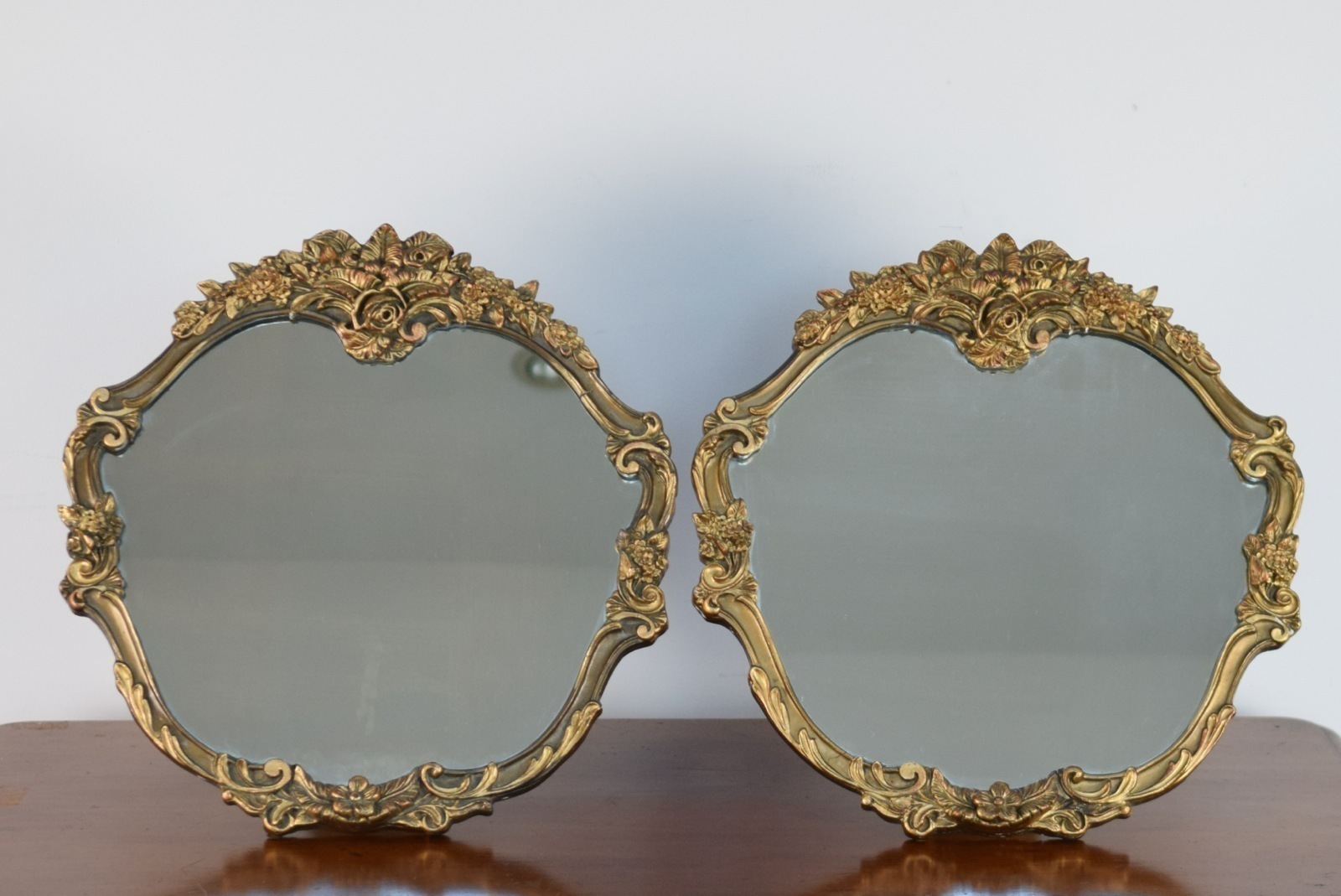 Pair Of Vintage Mirrors Atsonea Table Top Vanity Gold Display