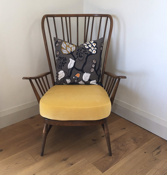 Ercol High Back Windsor Armchair Vinterior