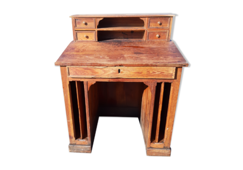 1900s Pitchpin Box Counter