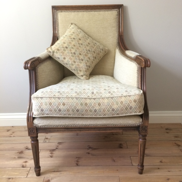 Upholstered Occasional Chair Vinterior