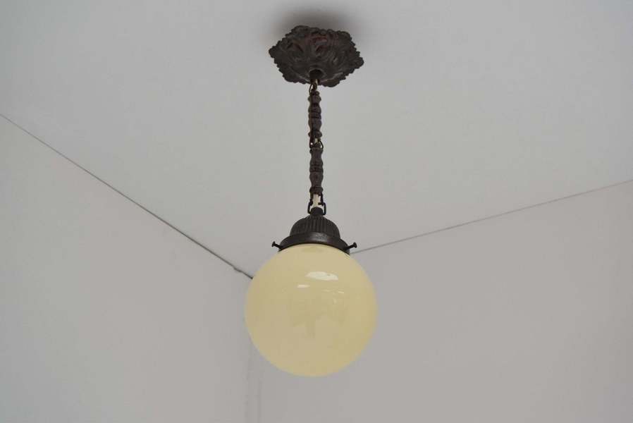 Art Deco Small Pendant,1930‘S. photo Lighting