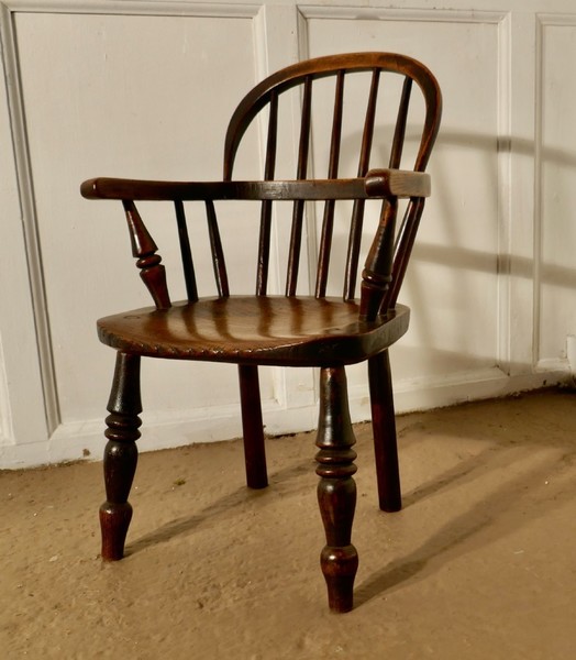 Early 19th Century Beech And Elm Childs Country Carver Chair