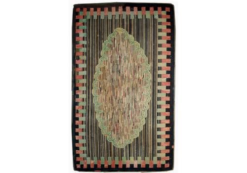 Antique Handmade American Hooked Rug, 1880s