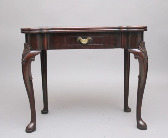 Superb Quality Early 18th Century Mahogany Games Table